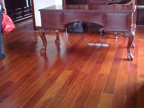 Sàn gỗ Căm Xe 600 mm