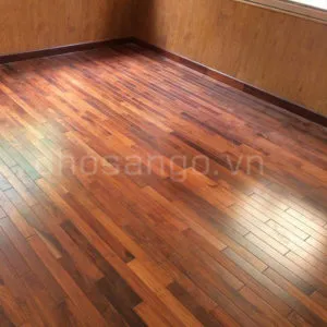 Sàn gỗ tự nhiên Căm Xe Lào 1200mm
